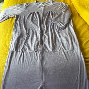 Lavender Women's Sleepwear/ post surgical Gown
